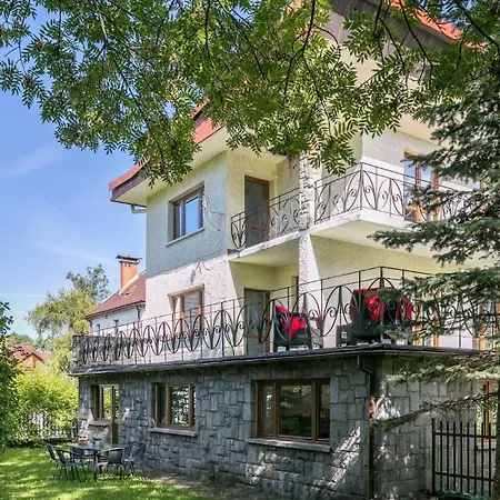 شقة House In Centre Of By Rent Like *