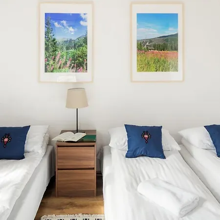 House In Centre Of By Rent Like Apartamento