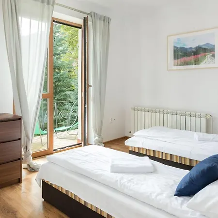 House In Centre Of By Rent Like Apartamento *